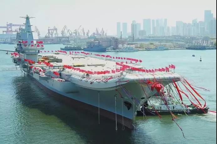 中國海軍新里程碑，002號航母下水儀式，中國海軍新里程碑，002號航母下水儀式盛大舉行
