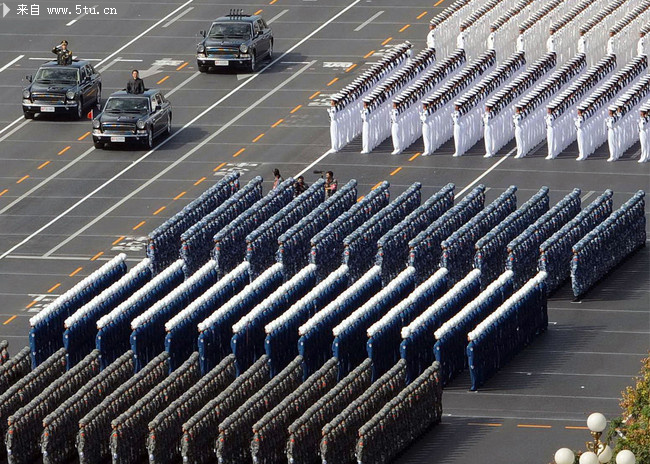 閱兵方陣類型，歷史、文化與力量的展現(xiàn)，閱兵方陣，歷史、文化與力量的綜合展現(xiàn)