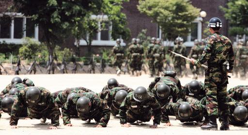 2020年必須服兵役，責任與擔當的時代呼喚，2020年時代呼喚，責任與擔當的兵役之旅