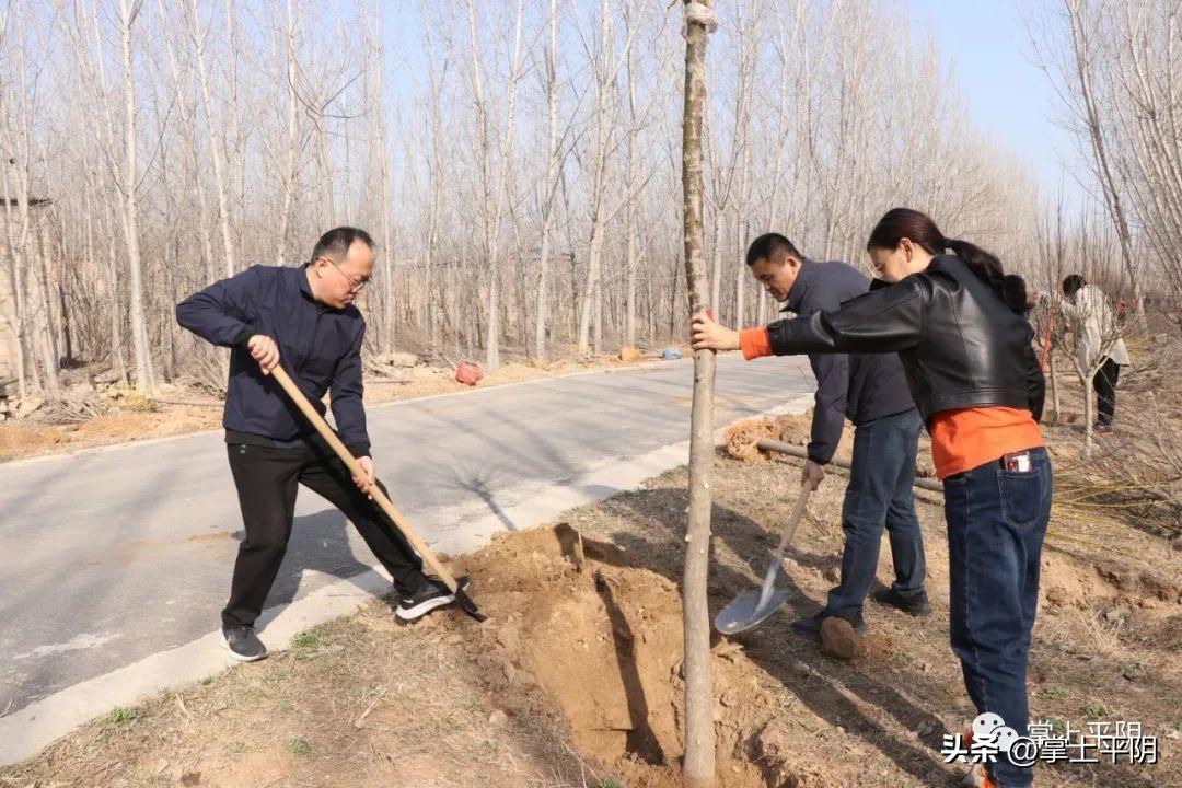今天發(fā)生的重大新聞，全球矚目的事件概覽，全球矚目事件今日揭秘，最新重大新聞概覽