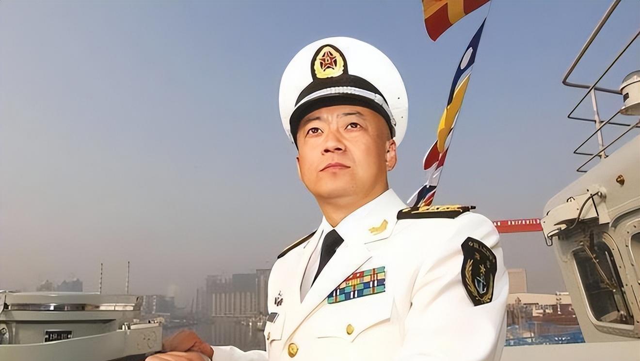 遼寧號(hào)艦長(zhǎng)揭秘，現(xiàn)任艦長(zhǎng)的輝煌歷程與卓越貢獻(xiàn)，遼寧號(hào)艦長(zhǎng)揭秘，現(xiàn)任艦長(zhǎng)的輝煌歷程、卓越貢獻(xiàn)與海軍事業(yè)的光輝篇章
