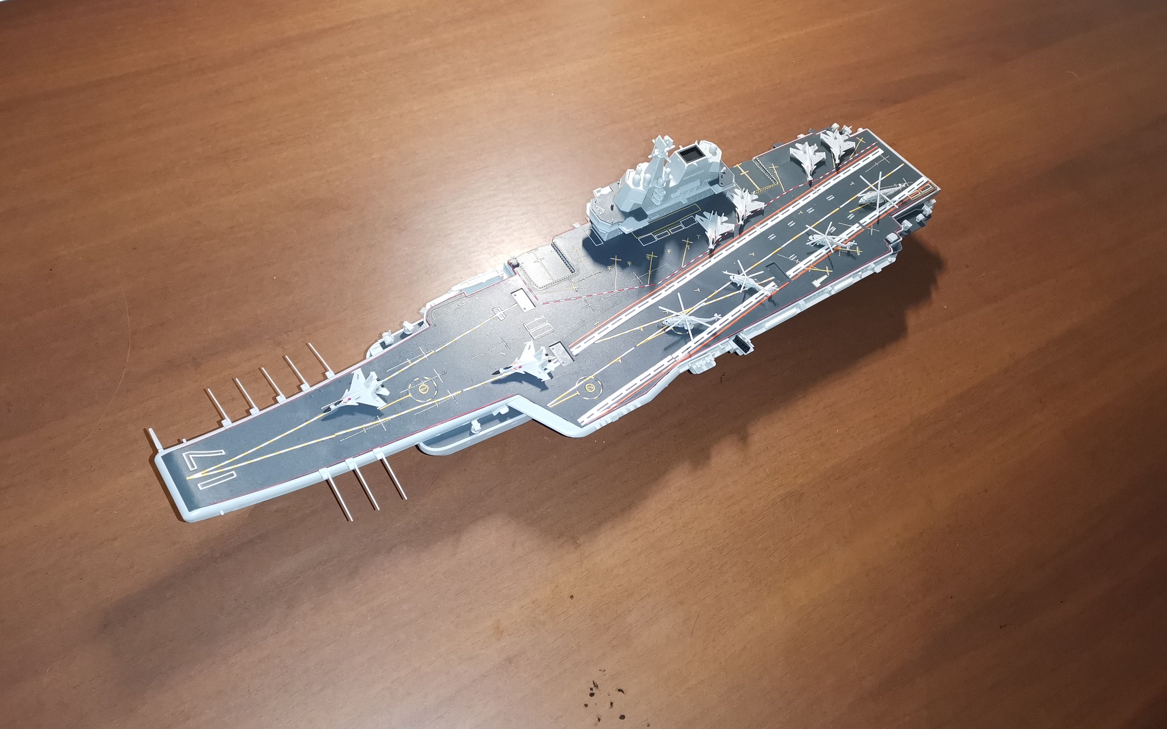 航空母艦?zāi)Ｐ椭谱? width=