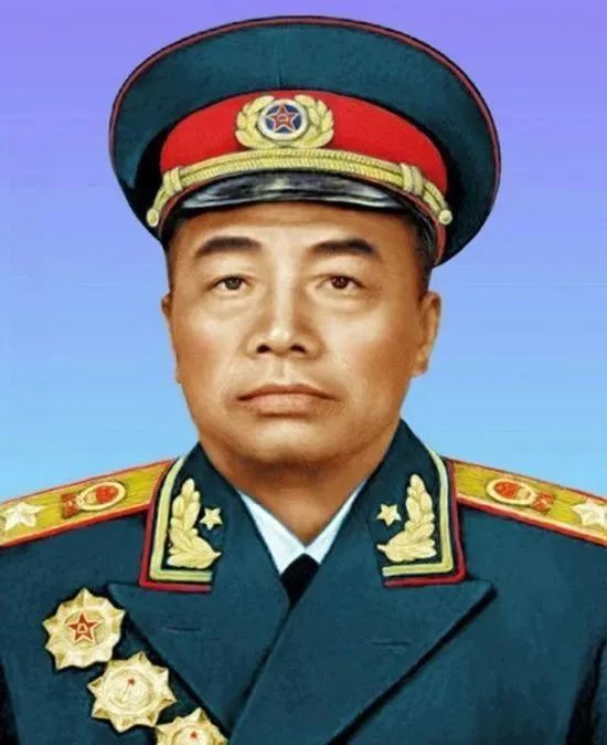 英勇無畏的領(lǐng)袖典范