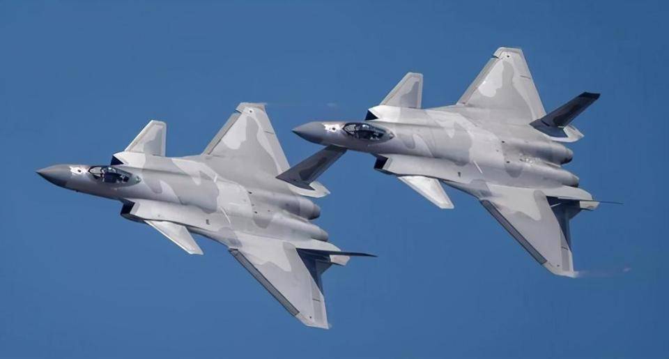 殲-20戰(zhàn)斗機(jī)數(shù)量揭秘，展望2023年的中國(guó)空軍力量，揭秘殲-20戰(zhàn)斗機(jī)數(shù)量，展望中國(guó)空軍力量在2023年的嶄新篇章