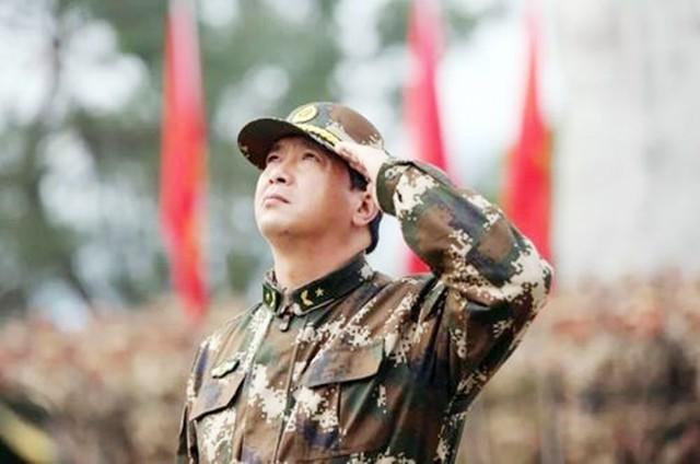 丁曉兵為何只是副軍級(jí)少將，深度解析其背景與原因，深度解析，丁曉兵為何只是副軍級(jí)少將？背景與原因探究