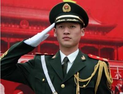 三軍儀仗隊(duì)年薪多少，深度解析與探討，三軍儀仗隊(duì)年薪深度解析與探討，薪酬、待遇及職責(zé)探討