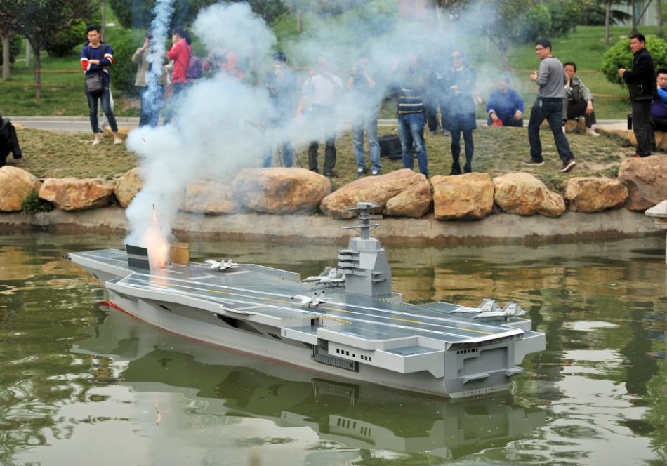 航空母艦?zāi)Ｐ桶l(fā)射導(dǎo)彈，探索與想象，航空母艦?zāi)Ｐ桶l(fā)射導(dǎo)彈，探索與想象的極致體驗