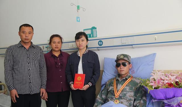 杜富國與八一勛章的榮譽之路，揭示勛章級別的榮耀與責(zé)任，杜富國與八一勛章的榮耀之路，勛章背后的責(zé)任與榮譽