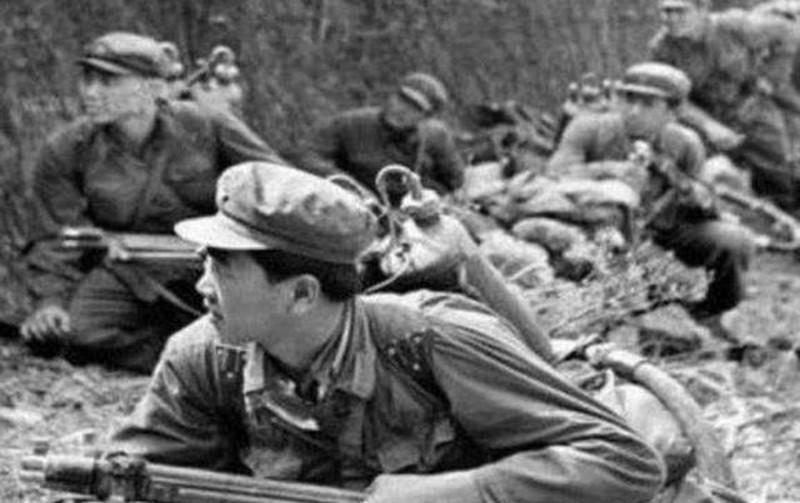 被越南女兵掠走的中國戰(zhàn)士，一段復雜的歷史回憶，越南女兵與中國戰(zhàn)士的復雜歷史糾葛