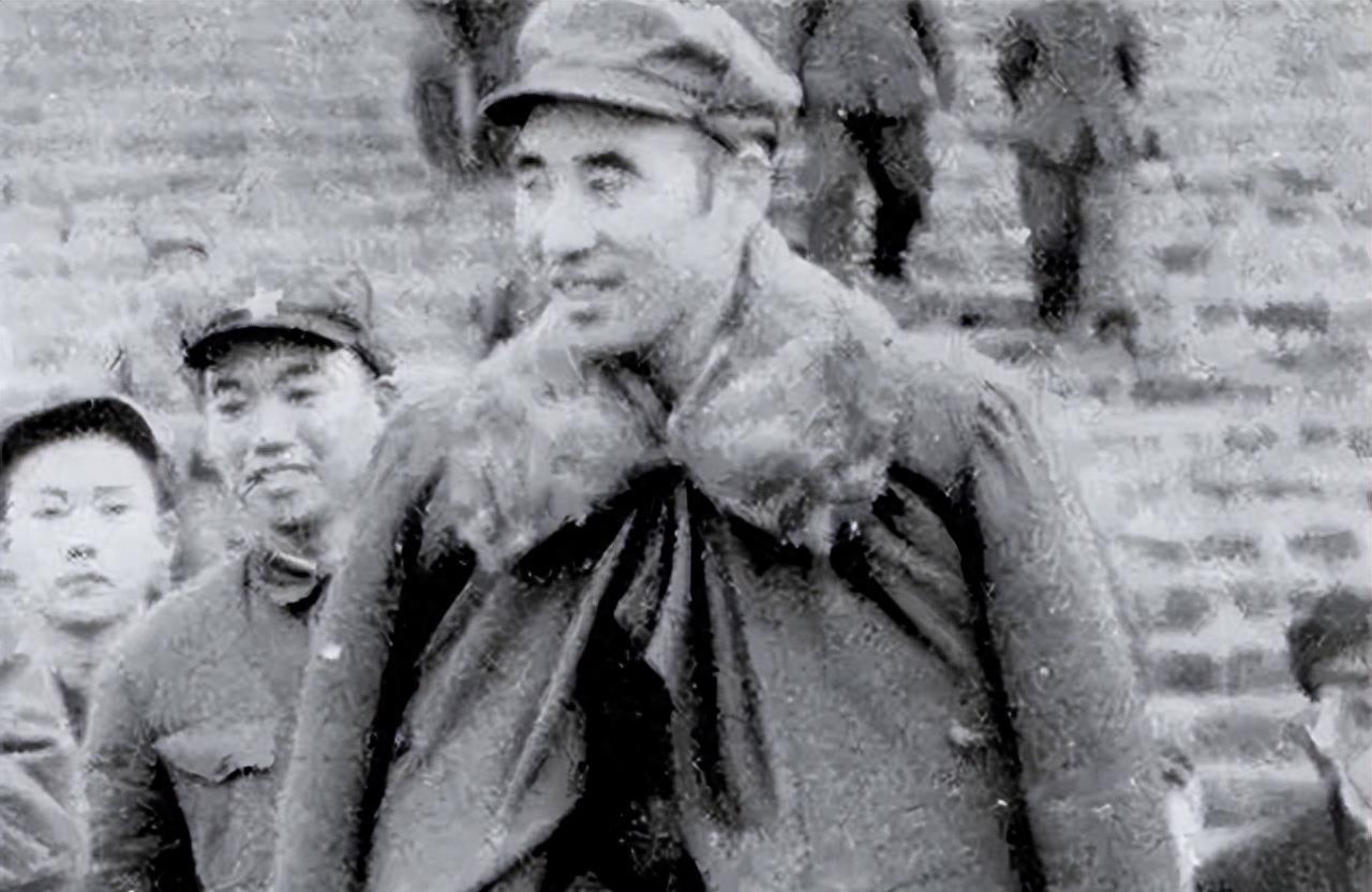 西部戰(zhàn)區(qū)張旭東的父親，一位軍人背后的英雄故事，軍人背后的英雄，張旭東父親的故事