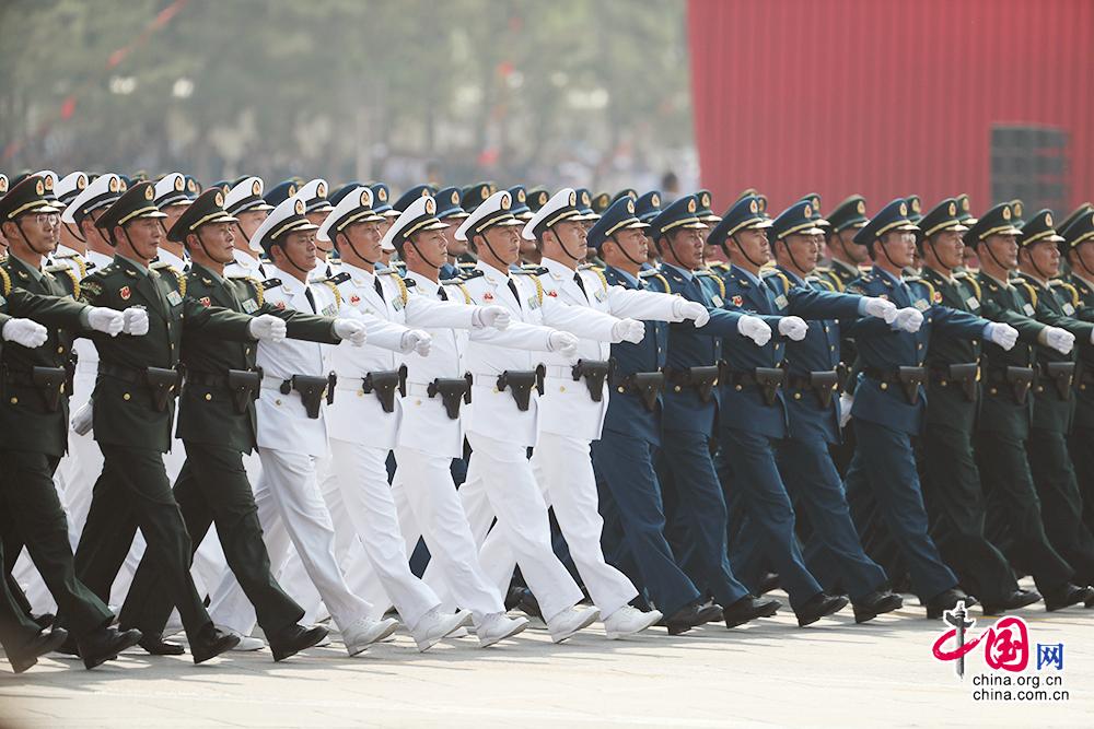 閱兵盛典，受閱部隊(duì)中的徒步方隊(duì)風(fēng)采，閱兵盛典，徒步方隊(duì)風(fēng)采展示