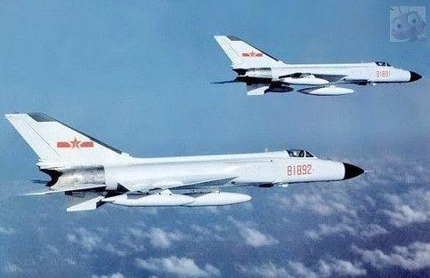 殲八戰(zhàn)斗機(jī)尺寸解析，殲八戰(zhàn)斗機(jī)尺寸深度解析