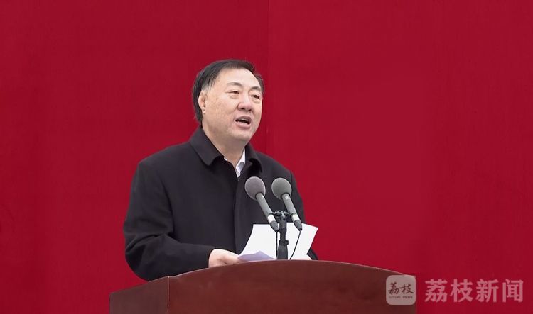 楊宇棟，一位引領(lǐng)時(shí)代的杰出人物，楊宇棟，時(shí)代引領(lǐng)者的杰出風(fēng)采