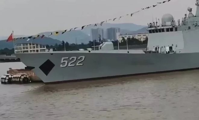中國海軍新力量，054A系列新艦的服役，中國海軍新力量崛起，054A系列新艦的榮耀服役