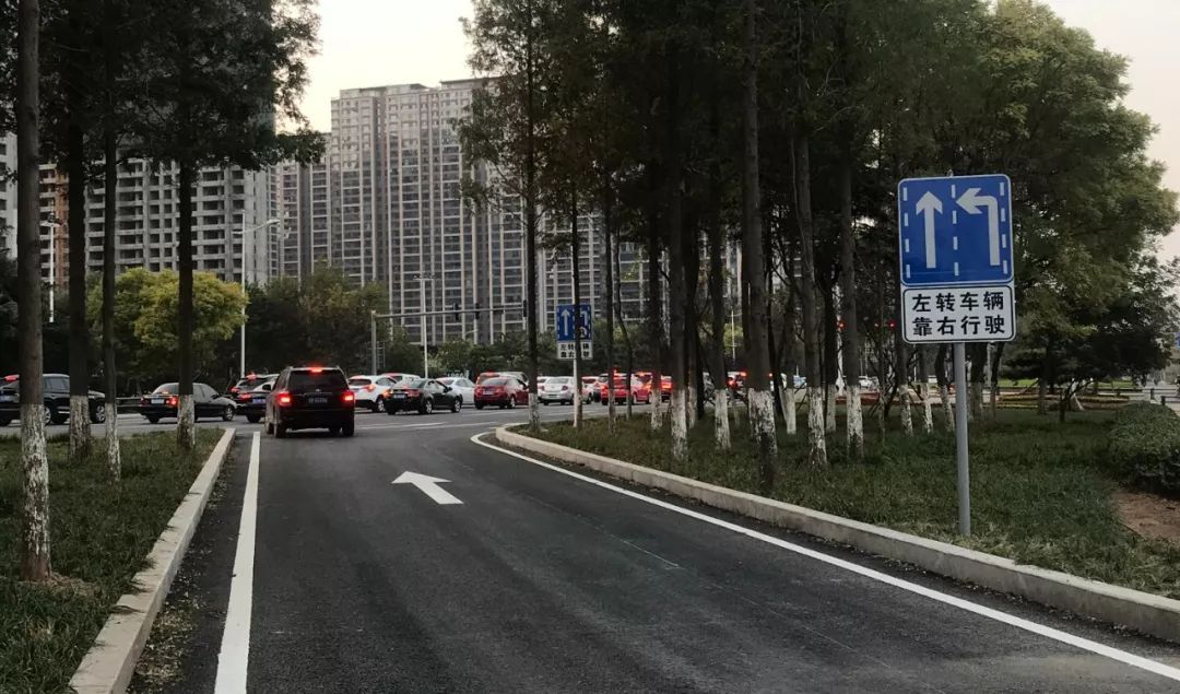 今天這條車道將正式啟用——城市新動脈的開啟與未來展望，城市新動脈正式啟用，未來展望與車道新篇章開啟