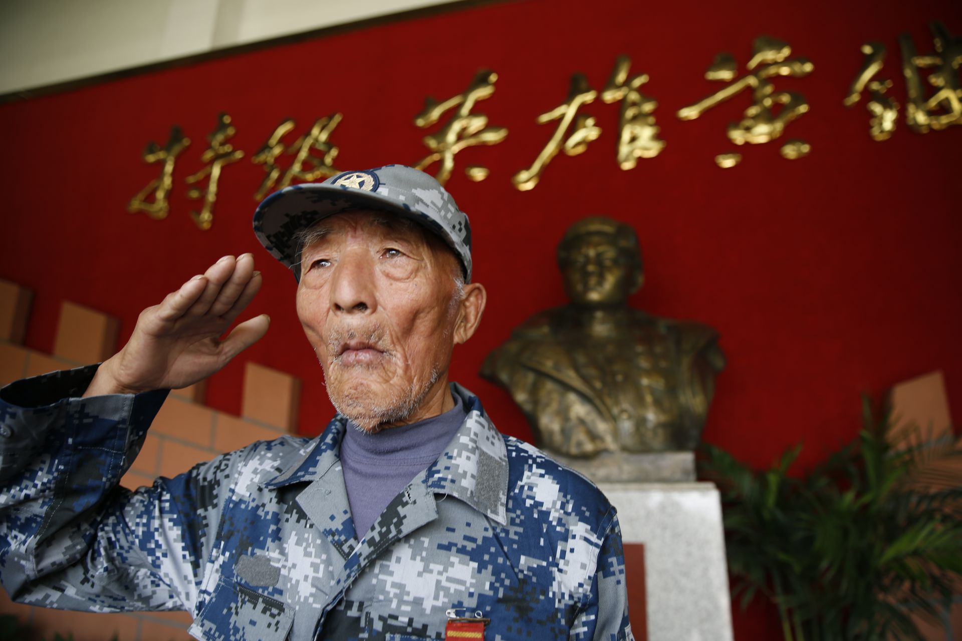 黃繼光的英勇傳奇與戰(zhàn)友李繼德的見證，黃繼光的英勇傳奇，戰(zhàn)友李繼德的見證