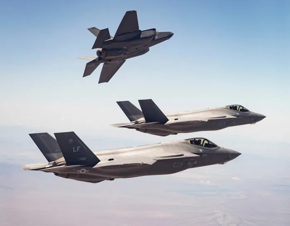 殲16與殲20，空中力量的對(duì)比與探討，殲16與殲20，空中力量的對(duì)比與深度探討