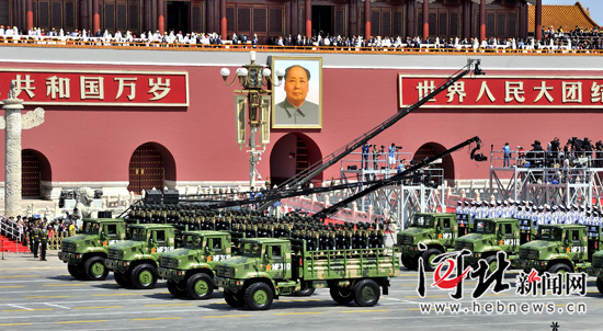 白求恩醫(yī)療方隊的女兵們，勇往直前的醫(yī)療使者，白求恩醫(yī)療方隊女兵，勇往直前的醫(yī)療使者