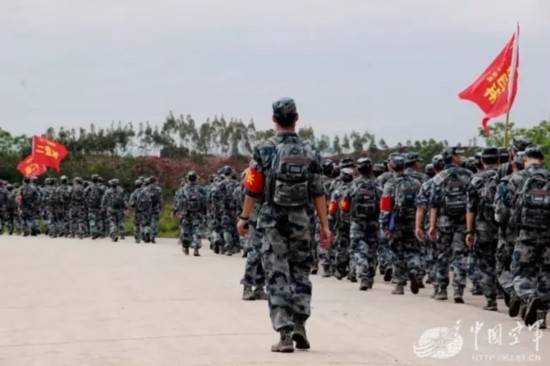 空降兵第十五軍，中國特種部隊的精銳力量，空降兵第十五軍，中國特種部隊精銳力量展現(xiàn)