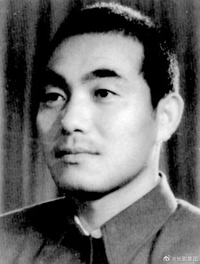 解放軍列兵，青春熱血鑄軍魂，解放軍列兵，青春熱血鑄就軍魂榮耀