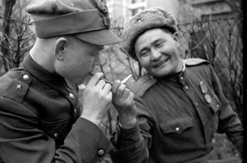 解放軍軍帽上的五角星，象征與榮耀，解放軍軍帽上的五角星，象征榮耀與使命