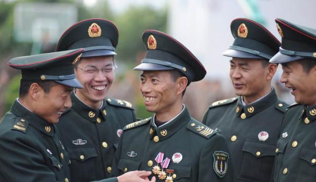 士官工資待遇，現(xiàn)狀、挑戰(zhàn)與未來展望，士官工資待遇，現(xiàn)狀審視、挑戰(zhàn)應(yīng)對與未來展望