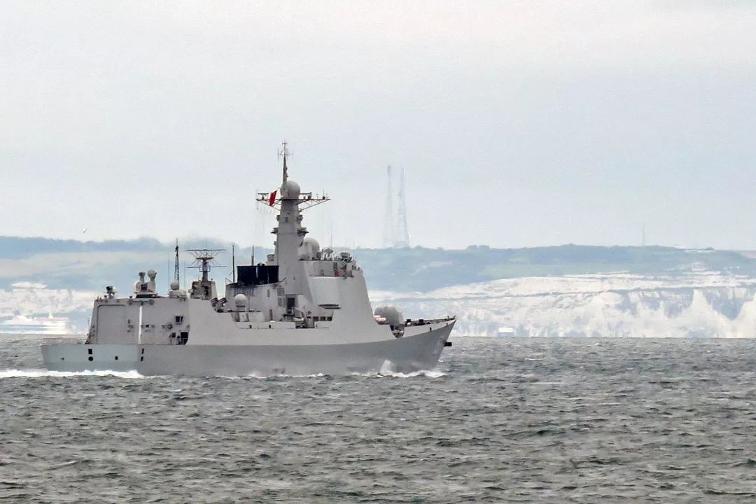 英國(guó)海軍的驕傲，探索神秘的052C型驅(qū)逐艦，英國(guó)海軍驕傲，揭秘神秘052C型驅(qū)逐艦的奧秘