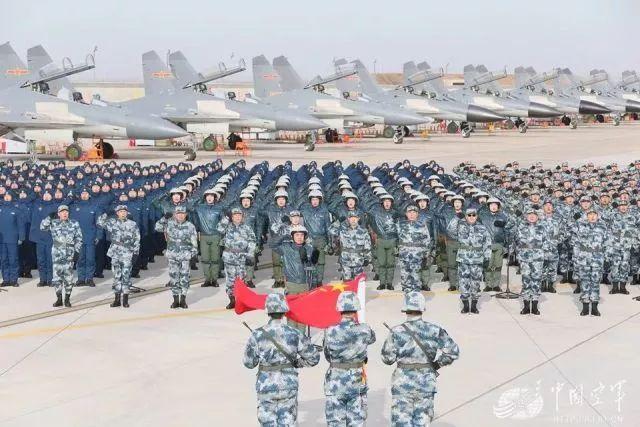 海陸空三軍演練視頻，展現(xiàn)國(guó)家的力量與榮耀，國(guó)家力量與榮耀，海陸空三軍演練全景展示