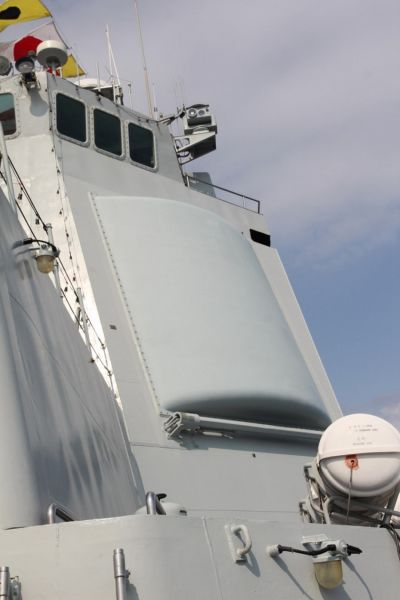 揭秘中國海軍新銳艦載雷達技術(shù)，052C型艦載相控陣雷達解析，揭秘中國海軍新銳艦載雷達技術(shù)，深度解析052C型艦載相控陣雷達