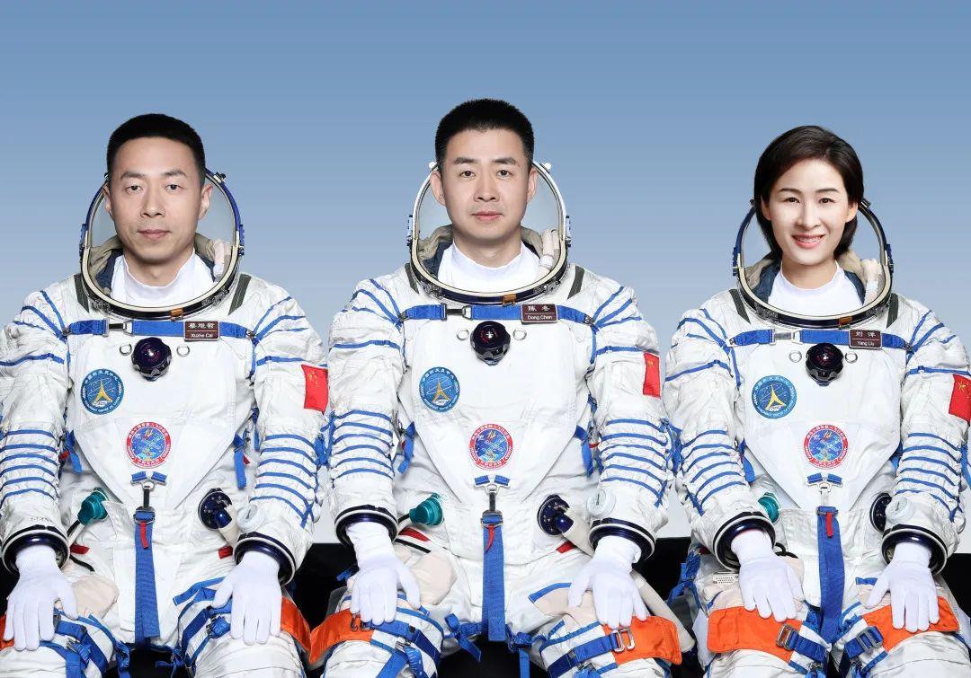 今天航天員回家，榮耀與感動的時刻，航天員榮耀歸來，感動與榮耀的時刻