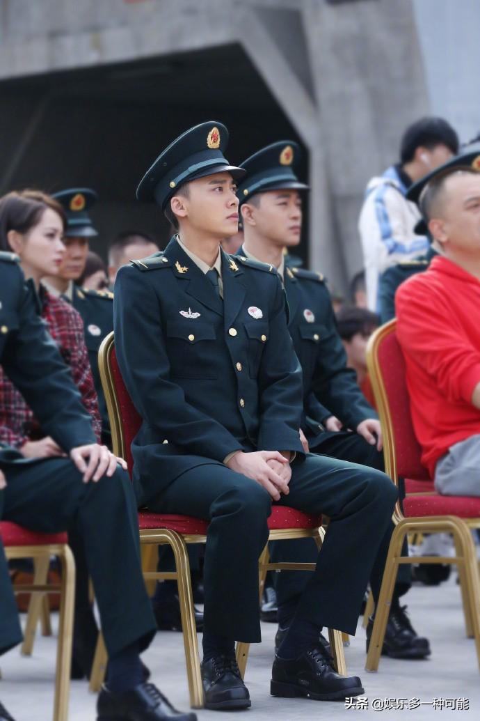 火箭軍軍服標(biāo)志，榮耀的象征與力量的展現(xiàn)，火箭軍軍服標(biāo)志，榮耀與力量的象征