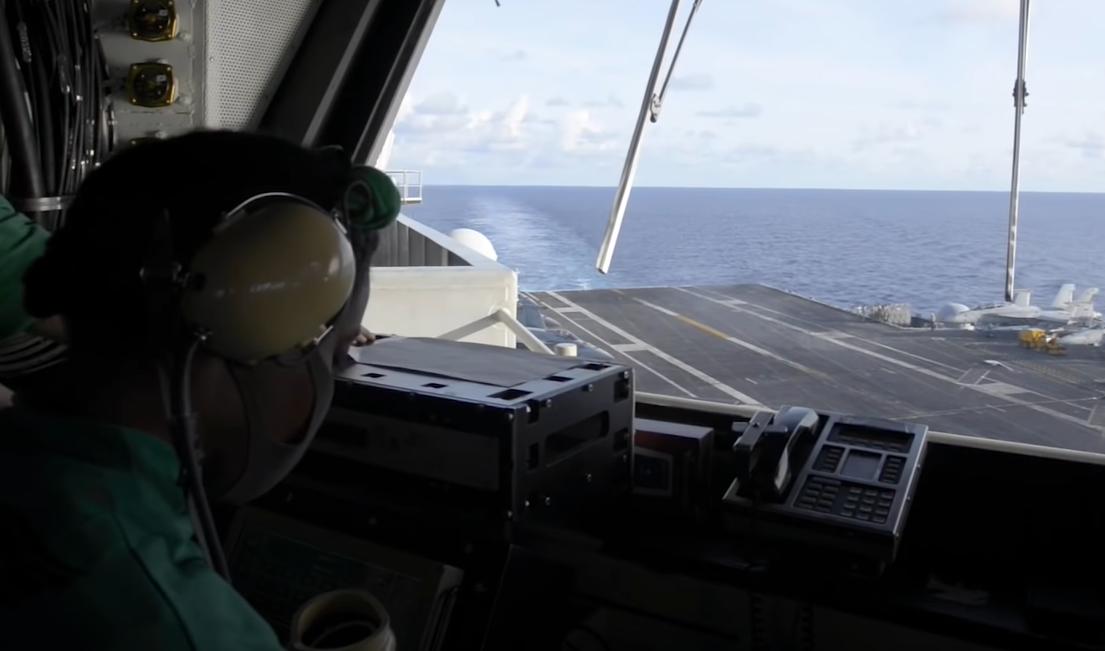 福特號(hào)航空母艦的尺寸與威力，福特號(hào)航空母艦，尺寸與威力的完美結(jié)合