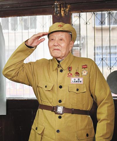 共和國勛章的榮譽與待遇，一個月能拿多少錢？，共和國勛章榮譽與待遇詳解，獲得者月薪待遇揭秘