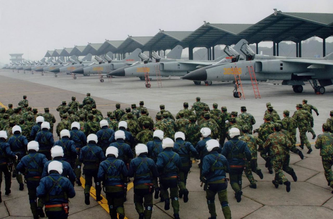 中國人民解放軍空軍第十五軍，光榮與使命的交織，中國人民解放軍空軍第十五軍，光榮與使命的輝煌交織