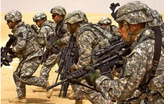 美軍費開支遠(yuǎn)超中俄，全球軍事支出的獨特視角，美軍全球軍事開支遠(yuǎn)超中俄，獨特視角下的全球軍事支出分析