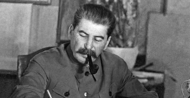 中國人民志愿軍跨過鴨綠江奔赴朝鮮戰(zhàn)場的時間，歷史時刻的回顧與意義，中國人民志愿軍赴朝作戰(zhàn)，歷史時刻的回顧與意義