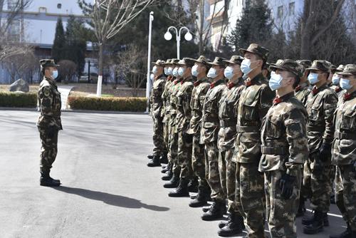 軍事新聞主持人王月，聲音與力量的完美結(jié)合，軍事新聞主持人王月，聲音與力量的完美融合風采展示