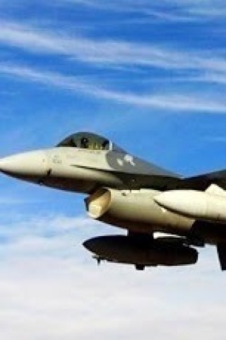 揭秘F-16戰(zhàn)斗機的三視圖，深度解析其設(shè)計之美，F(xiàn)-16戰(zhàn)斗機三視圖全揭秘，深度探討設(shè)計之美