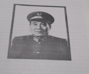 現(xiàn)任總參謀部部長，李作成，一位杰出的軍事領(lǐng)袖，杰出軍事領(lǐng)袖李作成擔任現(xiàn)任總參謀部部長