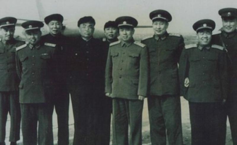 總參謀部直接領(lǐng)導(dǎo)部門的探究，總參謀部直接領(lǐng)導(dǎo)部門的深度探究