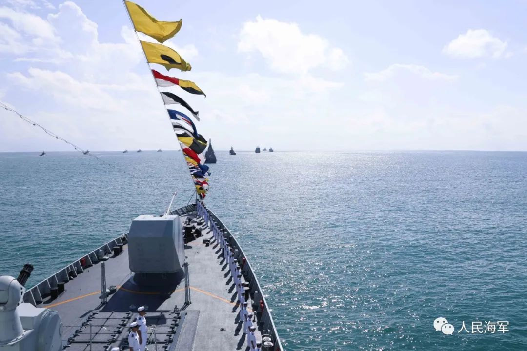 湛江艦水面以上高度，展現(xiàn)中國(guó)海軍力量的驕傲與榮耀，湛江艦水面以上高度，中國(guó)海軍力量的驕傲與榮耀風(fēng)采