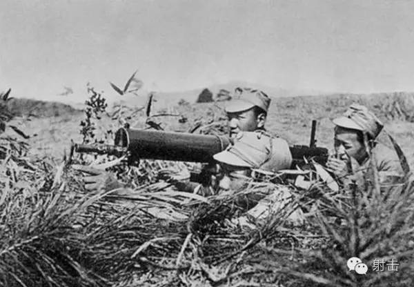 探索歷史上的傳奇武器，關(guān)于馬克沁機(jī)槍的深入解析與圖片展示——以經(jīng)典的24式馬克沁機(jī)槍為中心，傳奇武器深度解析，馬克沁機(jī)槍的歷程與圖片展示——聚焦經(jīng)典24式馬克沁機(jī)槍