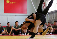 空軍航空大學(xué)與中國(guó)式摔跤的獨(dú)特融合，空軍航空大學(xué)與中國(guó)式摔跤的奇妙交融