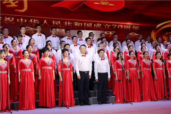 合唱先鋒，歌唱祖國(guó)，合唱先鋒，歌唱祖國(guó)贊歌