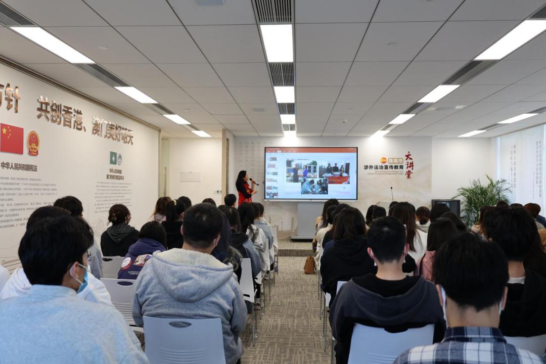 澳門正版掛牌自動更新，探索現(xiàn)代博彩業(yè)的新紀(jì)元，澳門正版掛牌自動更新，開啟現(xiàn)代博彩業(yè)新紀(jì)元