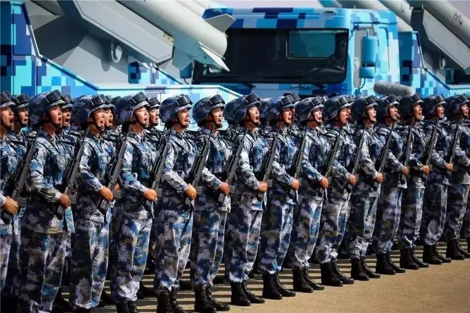 人民海軍70周年