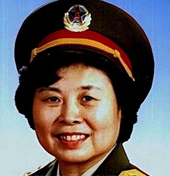 丁曉軍將軍的妻子