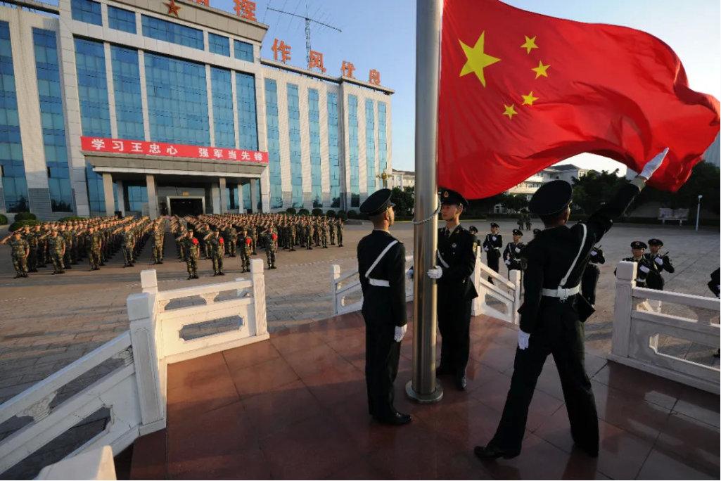 八一勛章王中心，榮耀背后的英雄贊歌，八一勛章背后的英雄贊歌，榮耀與奉獻(xiàn)的交響樂(lè)章