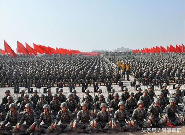 解放軍報1994年電子版，歷史回顧與數(shù)字時代的軍事傳媒演變，解放軍報歷史回顧與數(shù)字時代軍事傳媒演變，從1994年電子版看變遷