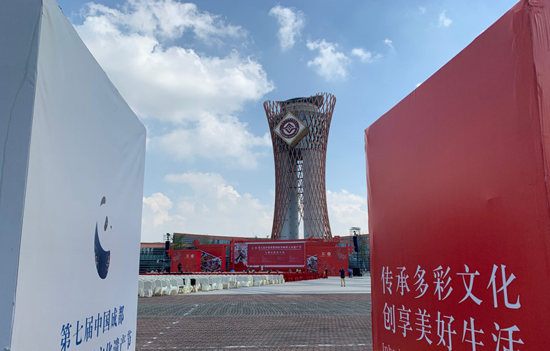 新奧門特免費(fèi)資料大全與凱旋門，探索與體驗(yàn)的獨(dú)特魅力，新奧門特與凱旋門，免費(fèi)資料大全，獨(dú)特魅力的探索與體驗(yàn)